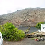 Yeyo En El Crater Del Volcan * Tinguaton