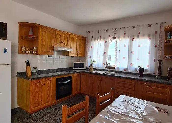 Yeyo En El Crater Del Volcan בית נופש