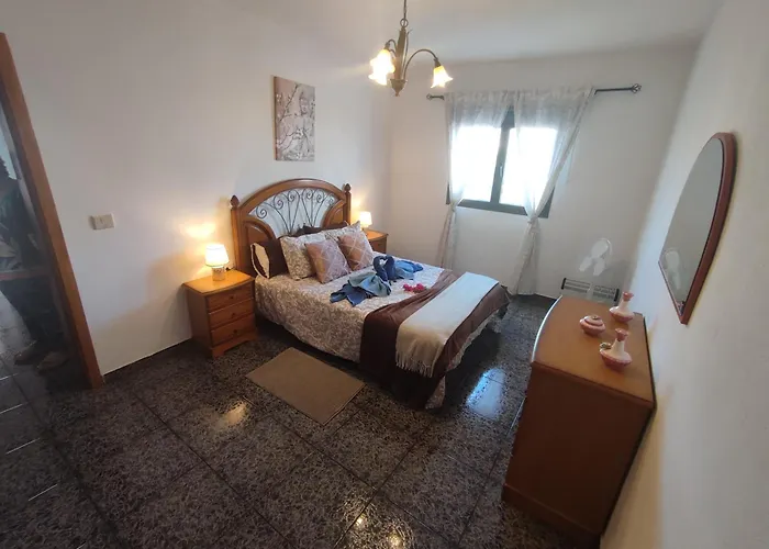 Yeyo En El Crater Del Volcan *